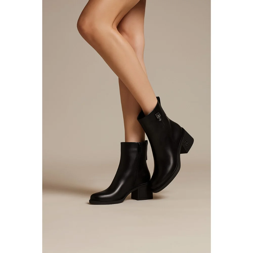 Жіночі шкіряні демісезонні черевики Fabio Monelli 203210 22B540-F306-NP1015B Black 6012