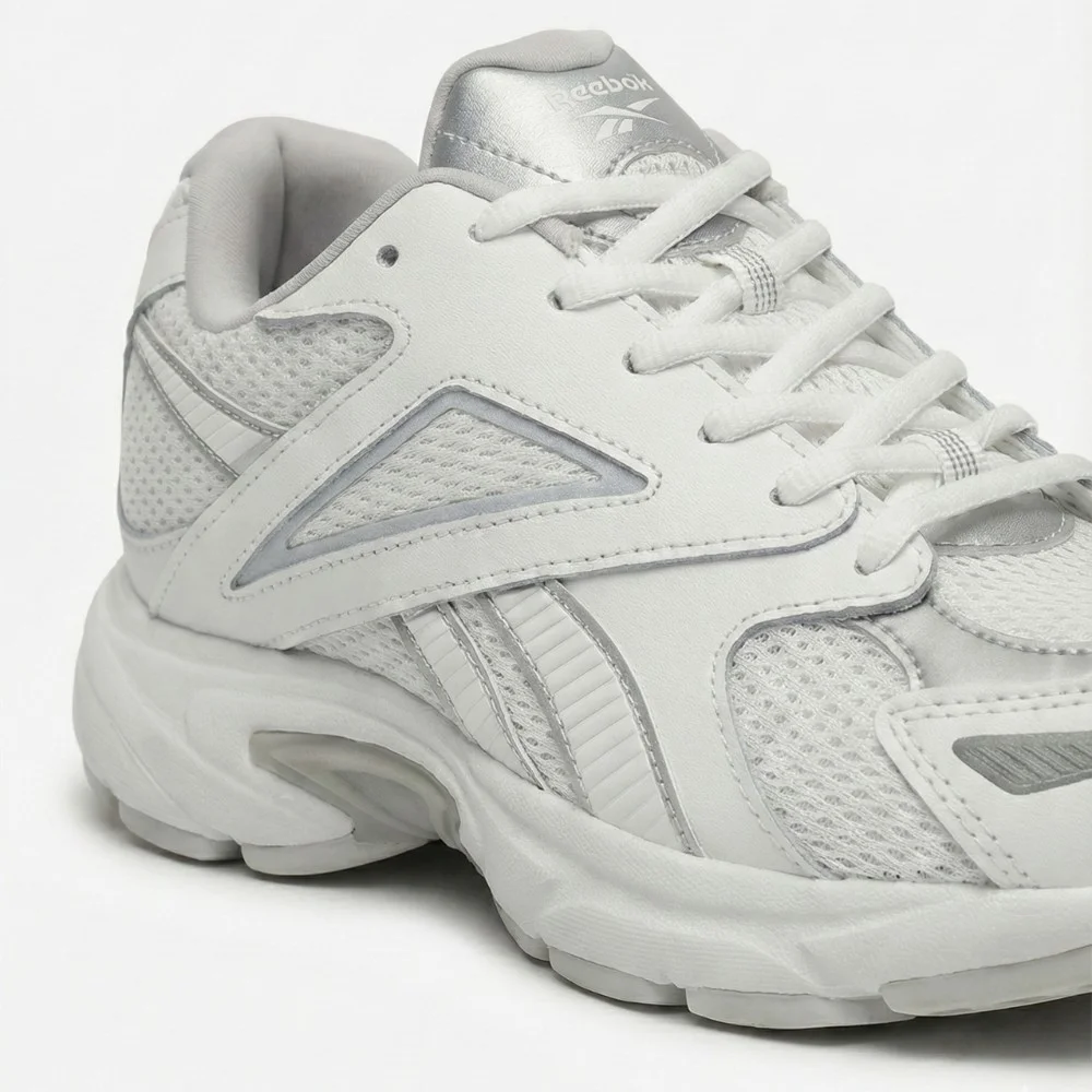 Жіночі білі кросівки Reebok CEO-ROAD PRIME 100208663 M 6015