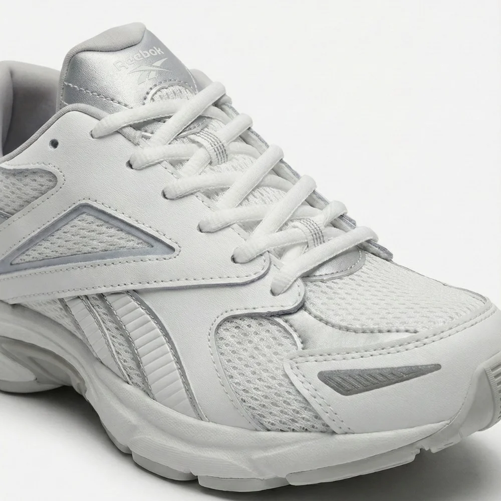 Жіночі білі кросівки Reebok CEO-ROAD PRIME 100208663 M 6015