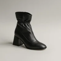 Women's black ankle boots BOMBONELLA 601.62444 S.A. 12 T SYH 6019 with a medium heel from a Polish factory