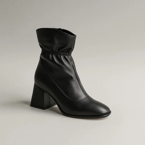 Women's black ankle boots BOMBONELLA 601.62444 S.A. 12 T SYH 6019 with a medium heel from a Polish factory