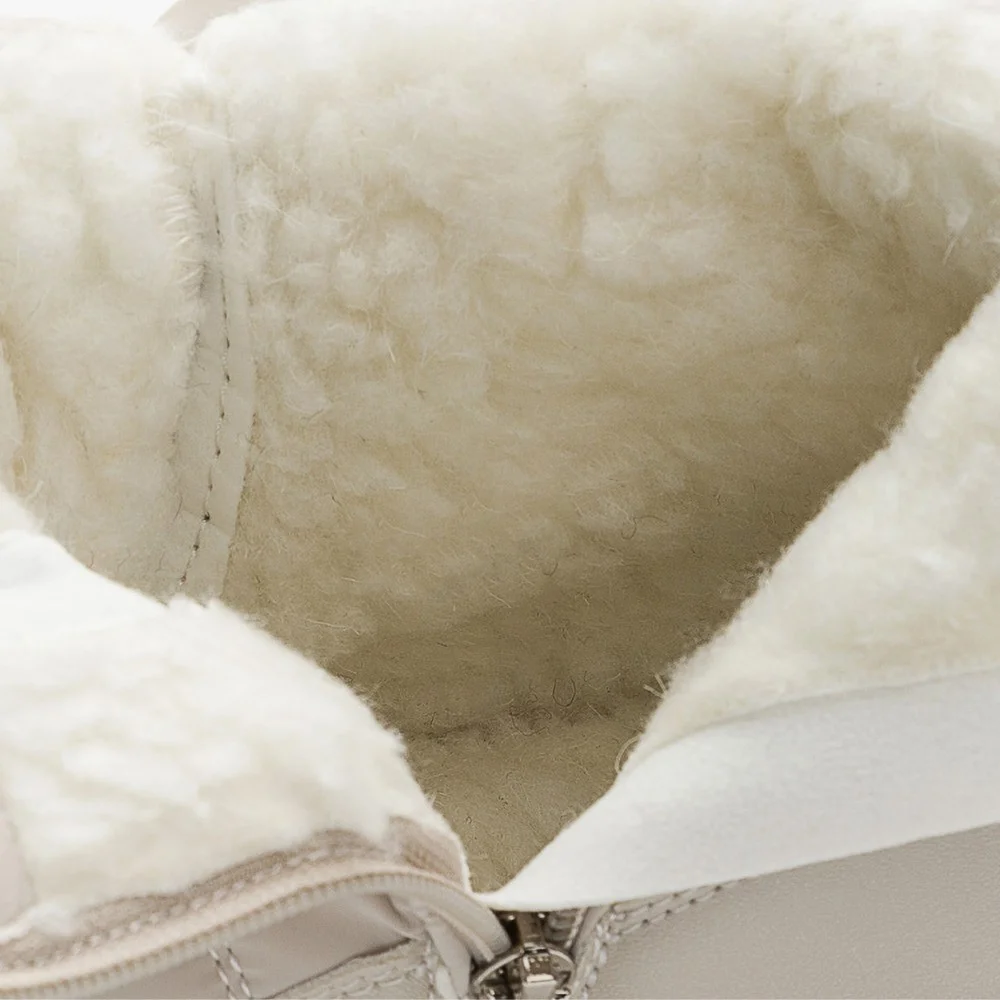 Жіночі зимові дутики KEDDO 448188-04-02e Milk 6065 з нейлону та хутра