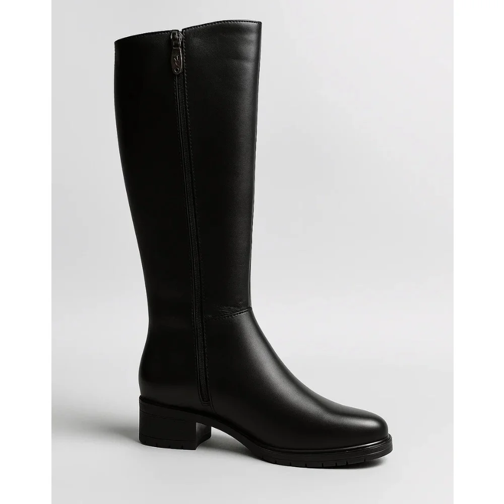 Жіночі зимові чоботи Romax Comfort 8085E-6068 - шкіра, чорні, невисокий каблук, єврозима