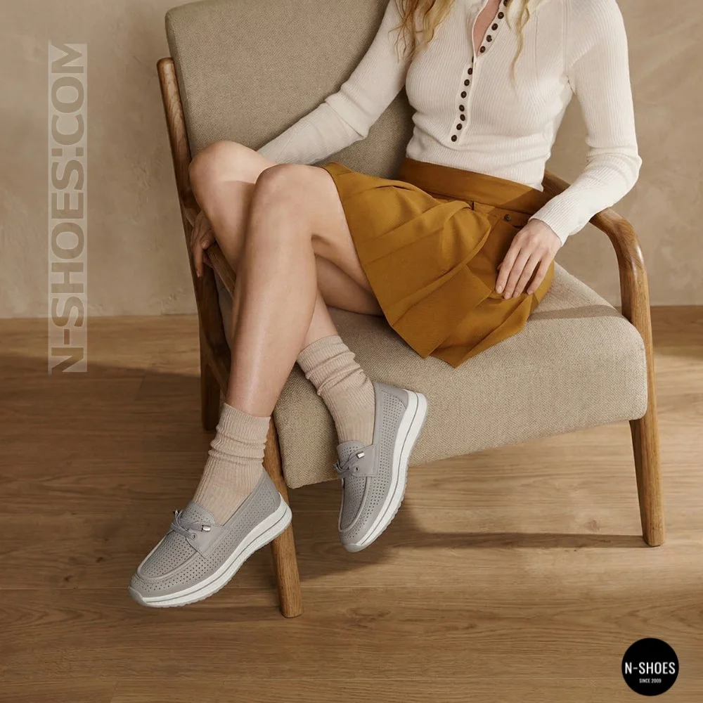 Жіночі сірі шкіряні мокасини з перфорацією Allsy Lonza 207262 A09-7721-4 GREY 207263 6127