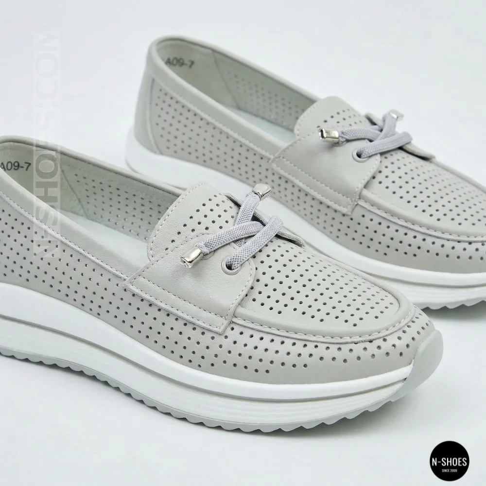 Жіночі сірі шкіряні мокасини з перфорацією Allsy Lonza 207262 A09-7721-4 GREY 207263 6127