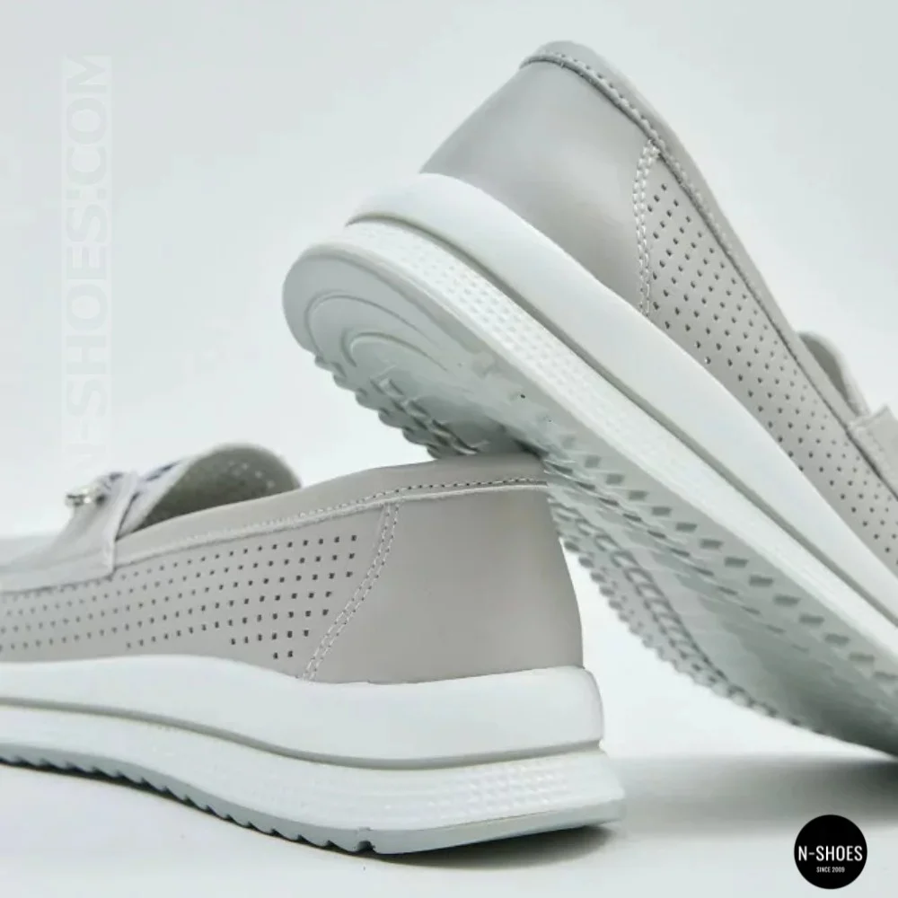 Жіночі сірі шкіряні мокасини з перфорацією Allsy Lonza 207262 A09-7721-4 GREY 207263 6127