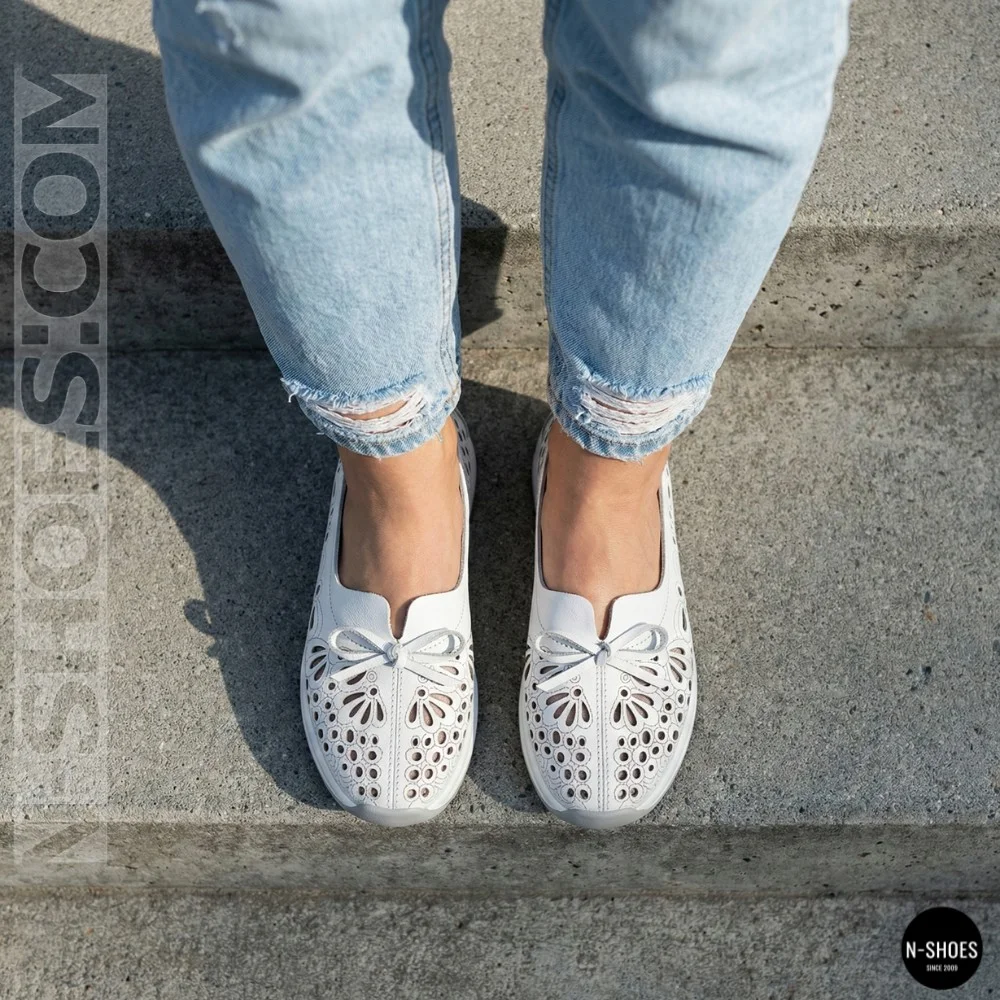 Women's White Perforated Leather Moccasins Allsy 208174 l2-5273-1 lonza white AY 6143