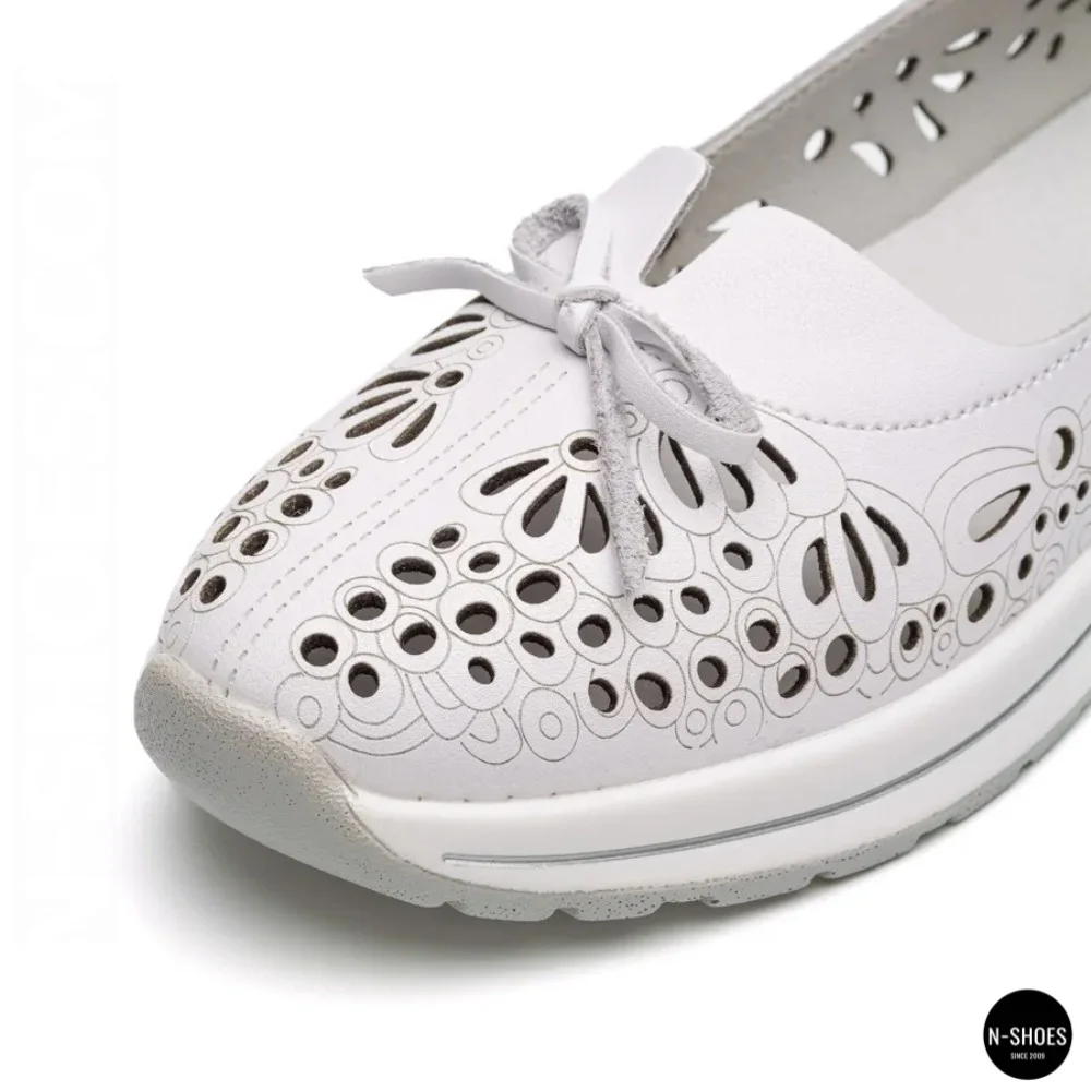 Women's White Perforated Leather Moccasins Allsy 208174 l2-5273-1 lonza white AY 6143