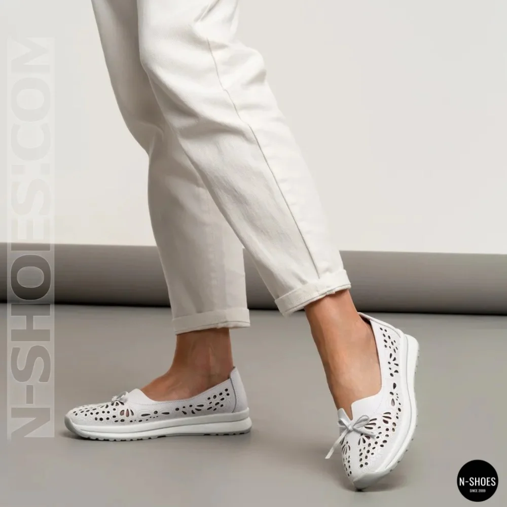 Women's White Perforated Leather Moccasins Allsy 208174 l2-5273-1 lonza white AY 6143