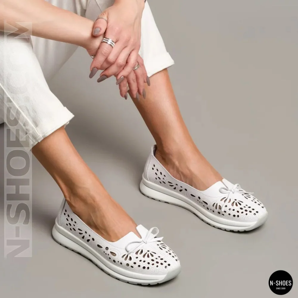 Women's White Perforated Leather Moccasins Allsy 208174 l2-5273-1 lonza white AY 6143