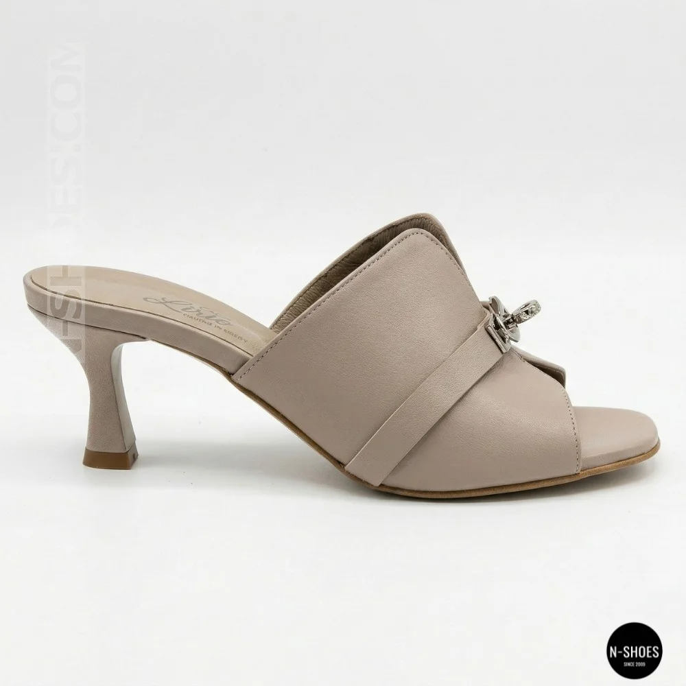Lirio Beige Leather Mules with French Heels