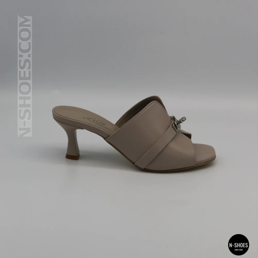 Lirio Beige Leather Mules with French Heels