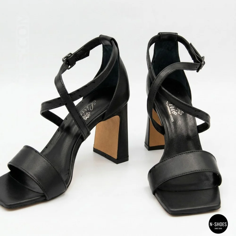 Lirio l 087-8073 Block Heel Sandals with Closed Heel