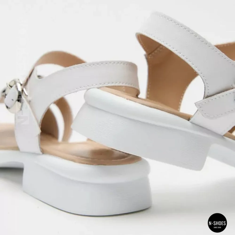 Білі жіночі босоніжки з натуральної шкіри Allsy 2100678 8004-1 white 6236