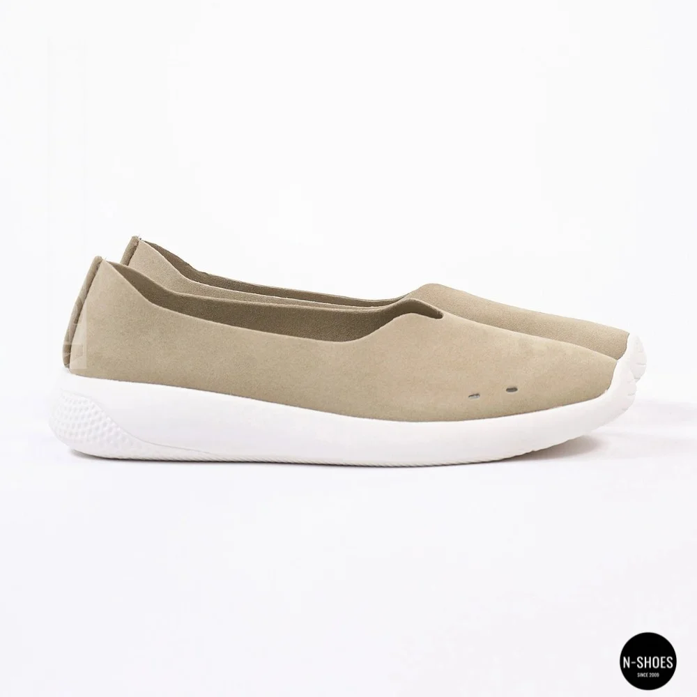 Comfortable Women's Slip-Ons Grunberg 157219-01-03 Beige 6238