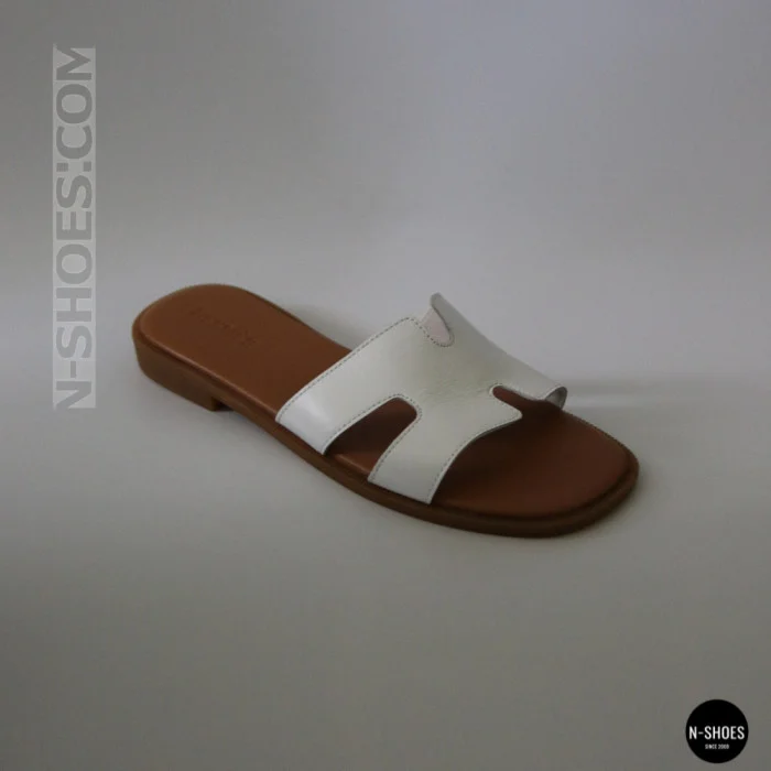 Білі шкіряні шльопанці HERMES Oran 212827 Lonza 212609 94404304-1 l 6270 в стилі тихої розкоші