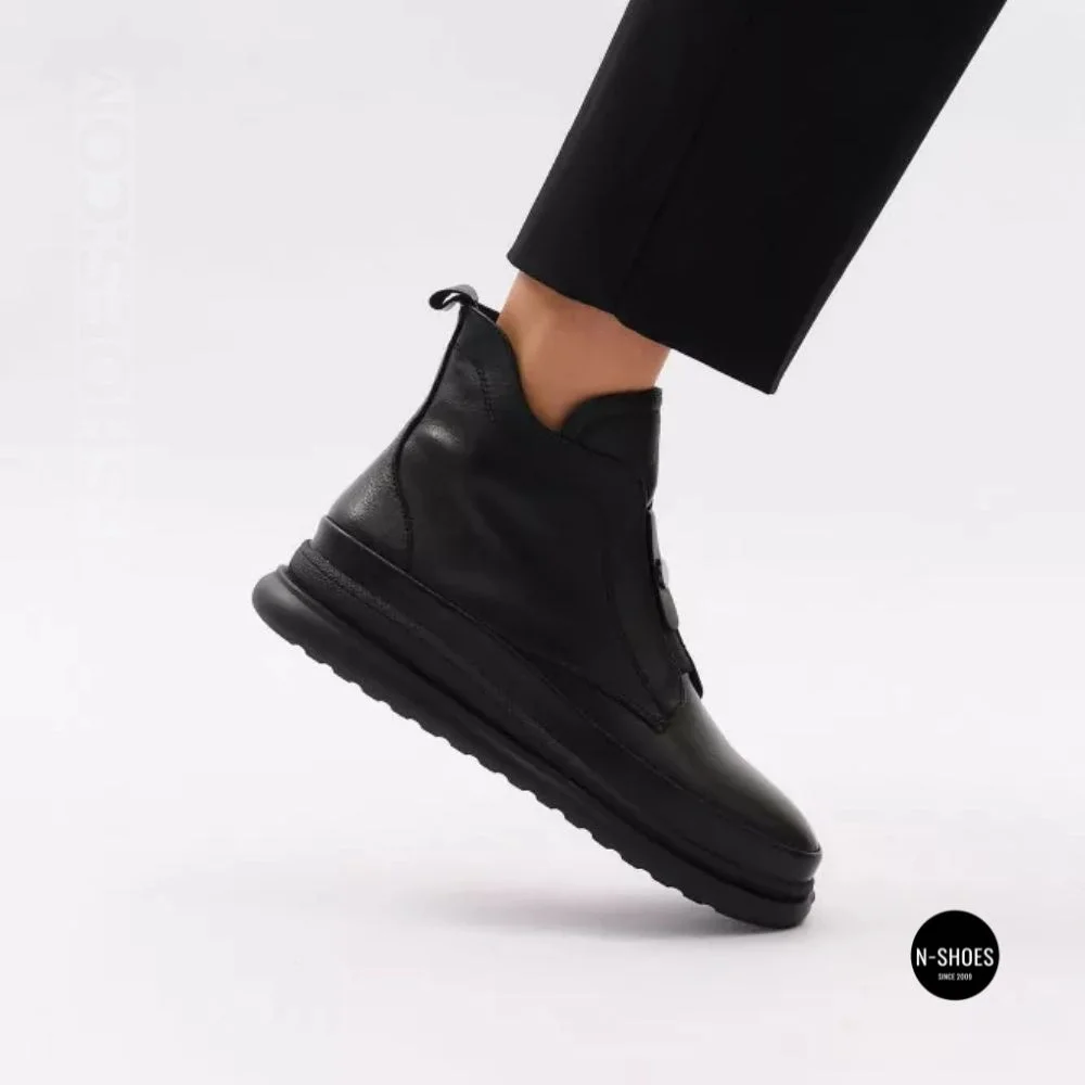 Стильні шкіряні черевики Allsy 216638 C52271-528 BLACK Lonza 217923 6380