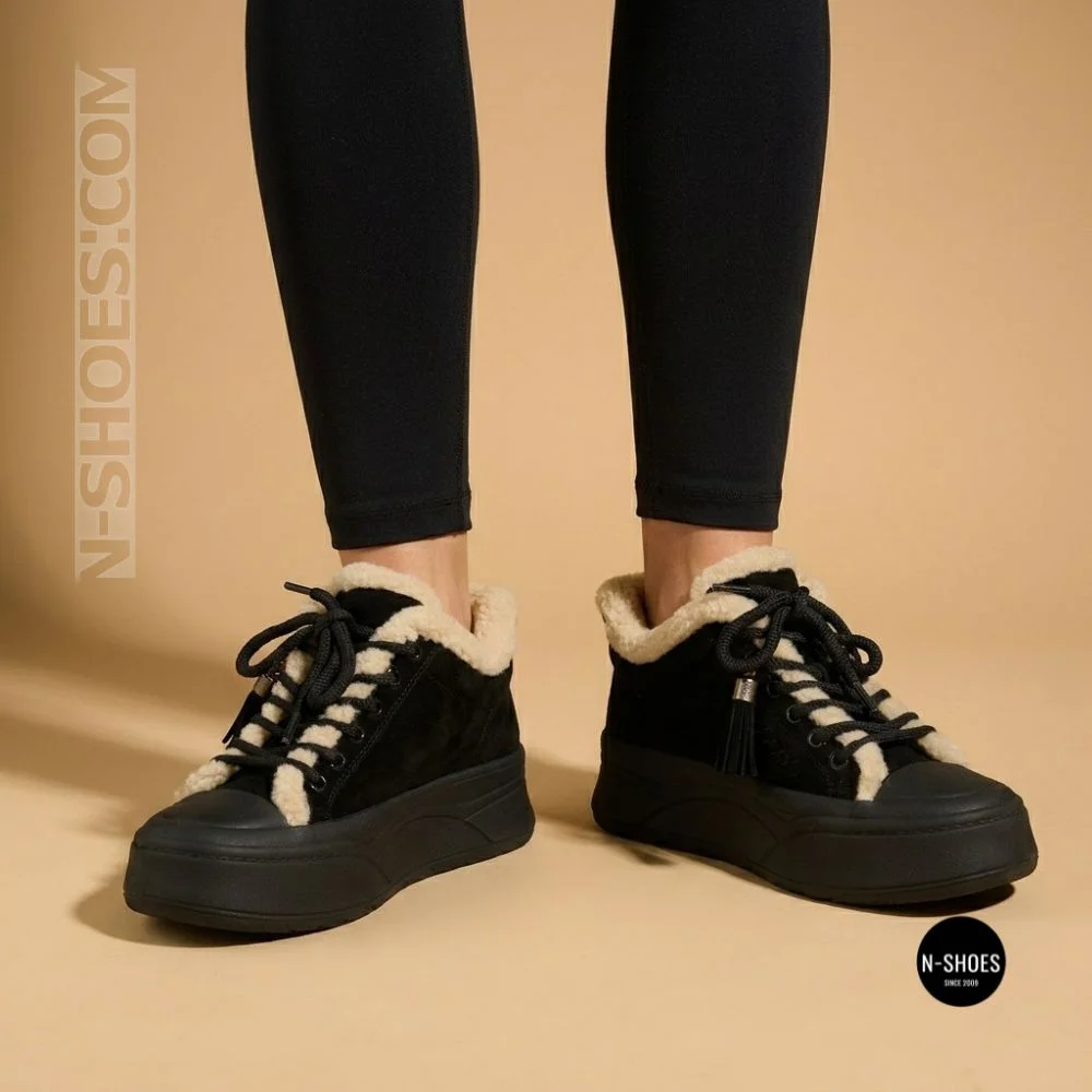 Чорні жіночі уггі Allsy 219424 26N03 BLACK SUEDE 6392 з хутром