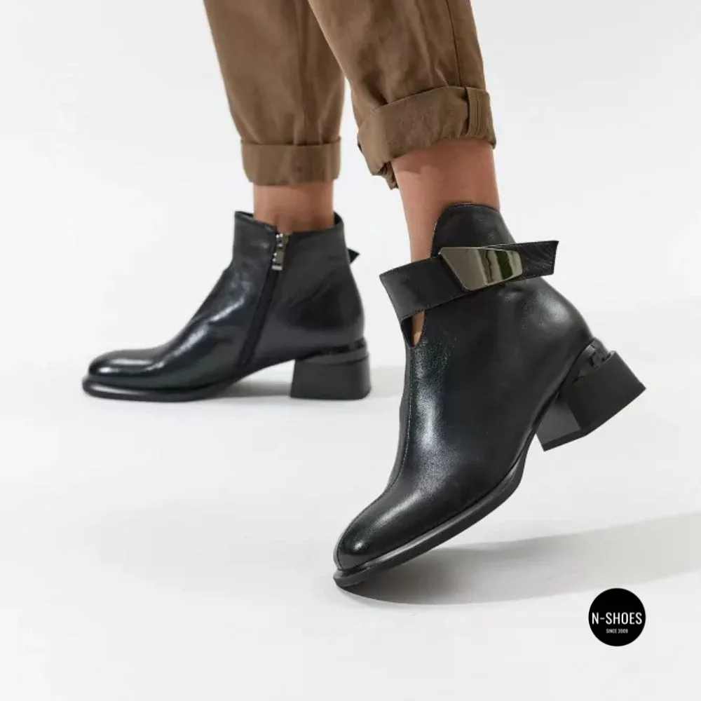 Жіночі шкіряні ботильйони Fabio Monelli 215049 LE1245-WS678-YP1718B BLACK Lonza 220213 6395