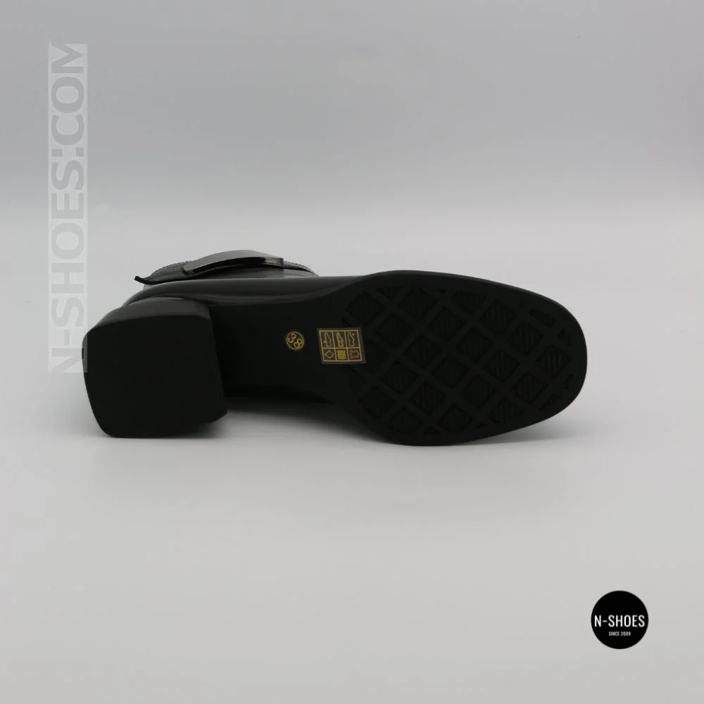 Жіночі шкіряні ботильйони Fabio Monelli 215049 LE1245-WS678-YP1718B BLACK Lonza 220213 6395